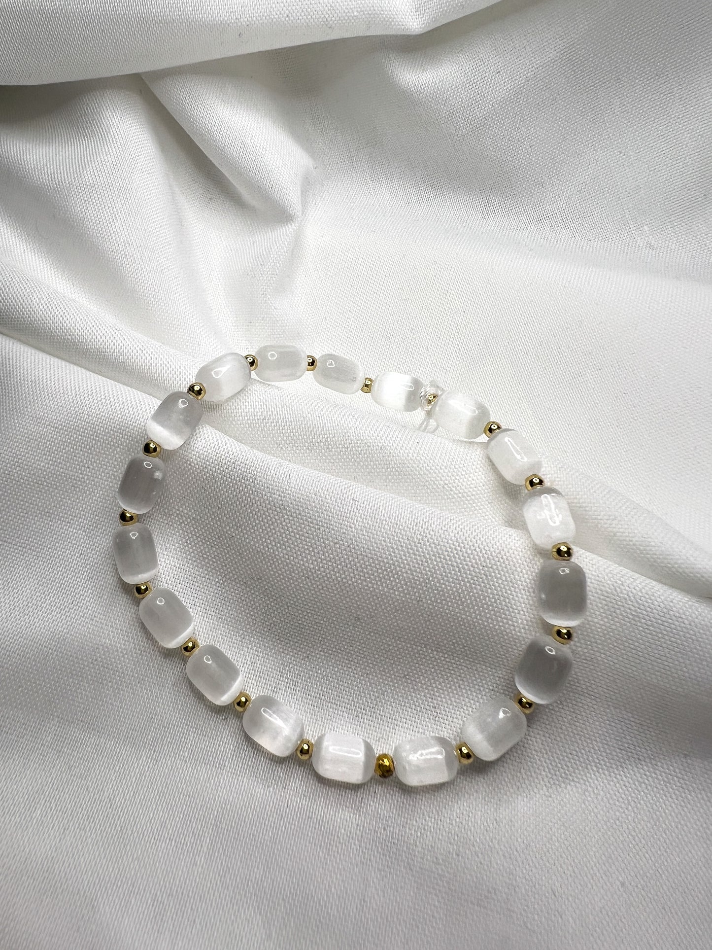 Selene (Gold)