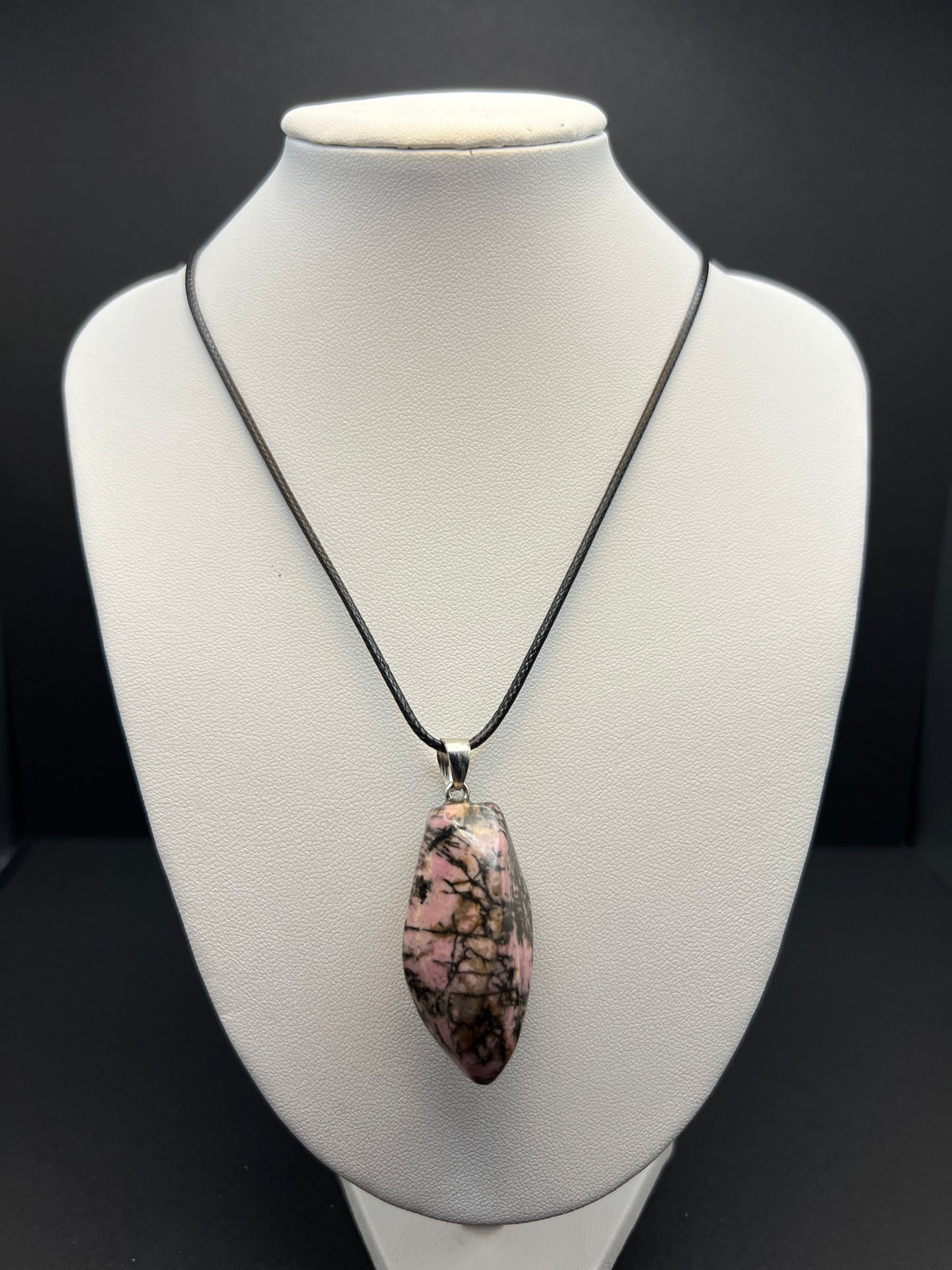 Pink Lace Agate Necklace (Twisted Stone)