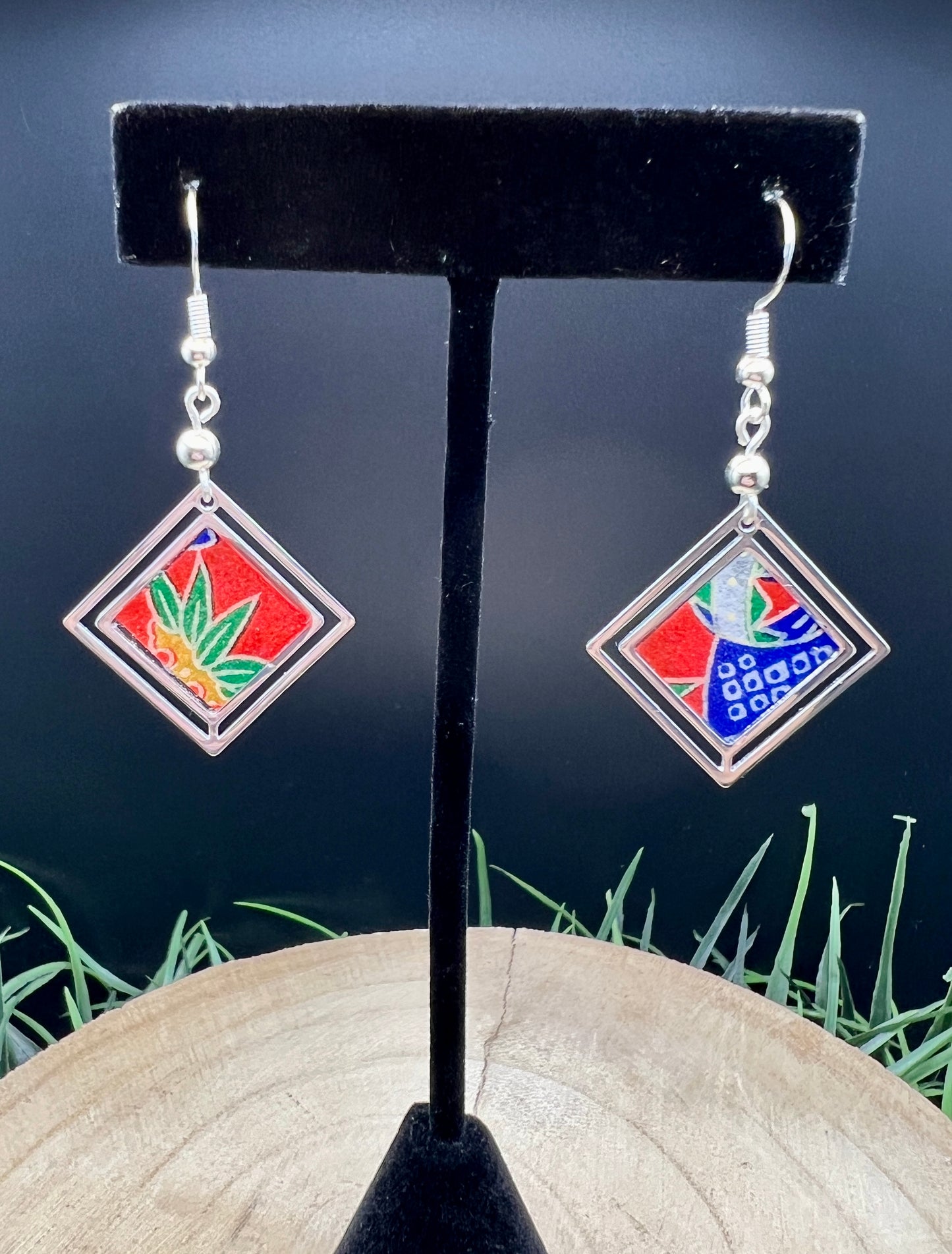 Kakemono Origami Earrings (Red & Silver Diamond)