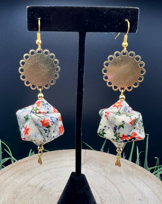 Hoshi Origami Earrings (Gold & Cream)